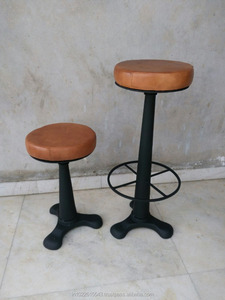 เก้าอี้บาร์หนังเหล็กหล่อพร้อมที่พักเท้าเฟอร์นิเจอร์ห้องนั่งเล่นสไตล์อุตสาหกรรมดีไซน์ทันสมัย - Product Image 2