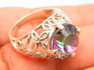 Anillo Clásico de Plata de Ley 925 con Cuarzo Místico para Mujer - Product Image 1