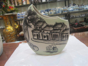 Vietnam factory direct sale wedding gift ceramic vase - Product Image 1