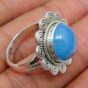 Anillo de Boda Clásico de Plata de Ley 925 con Gema de Calcedonia Azul de Alta Calidad para Mujer - Product Image 2