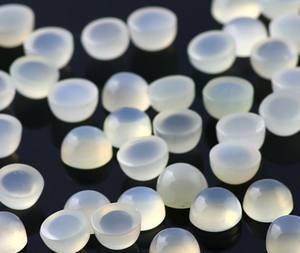 พลอยมูนสโตนสีขาวธรรมชาติคุณภาพสูง ขนาด 8x10 มม. รูปทรงวงรี สำหรับทำเครื่องประดับ - Product Image 1