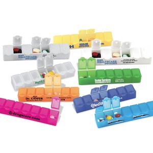 Pilulier de 6 pouces toute la semaine aux États-Unis-un approvisionnement d'une semaine en pilules dans sept compartiments, couvercle étanche et livré avec votre logo - Product Image 1