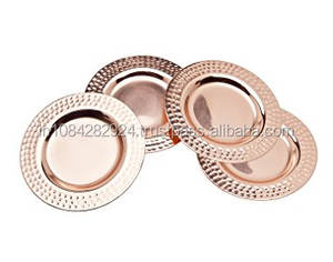 Sous-verres ronds classiques faits à la main en cuivre pur à 100 %, écologiques - Ensemble de 4, cadeau d'affaires, fabriqué en Inde - Product Image 4