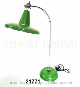 Lampe de Table verte Vintage - Product Image 2