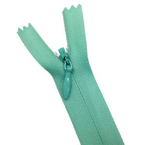 Cremalleras de cierre automático invisibles de PU y plástico de nailon y metal de alta calidad al por mayor para vestidos, zapatos, prendas, bolsas, almohadas, textiles para el hogar - Product Image 1