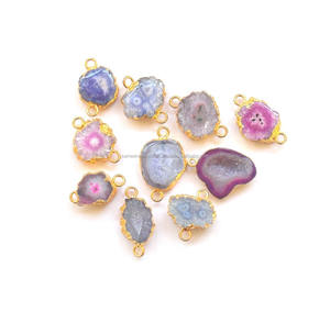 Colgante de piedra de nacimiento de cuarzo Solar Vintage, conector bohemio, doble fianza, chapado en oro, hecho a mano, pieza de declaración Druzy, fabricación de joyas - Product Image 1