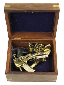 SEXTANT EN LAITON MASSIF ANTIQUE-SEXTANT VINTAGE NAUTIQUE AVEC BOÎTE PAR CALVIN HANDICRAFT - Product Image 3