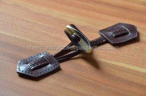 กระดุมเขาสัตว์แท้ขนาด 15 มม. แบบสำเร็จรูป 4 รู แบบแบน แกะสลักได้ ใช้งานได้จริง ล้างทำความสะอาดได้ งานศิลปะสมัยใหม่ ของสะสม ตกแต่งเสื้อผ้า ลายเสื้อแจ็คเก็ต - Product Image 6