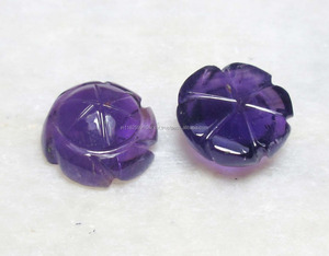 Commandes personnalisées en gros de haute qualité améthyste naturelle pierre précieuse en vrac dans la fleur coupée toutes les formes tailles couleur pourpre - Product Image 1