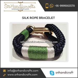 Bracelet en corde de soie tendance, élégant, simple et au look raffiné, provenant d'un fabricant de premier plan - Product Image 1
