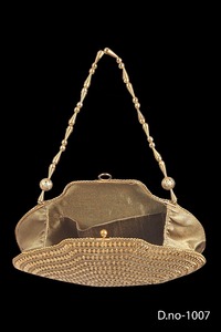 Bolso de Mano de Lujo para Novia, Diseño Exclusivo Vivid 1007, con Cuentas Metálicas y Bordado de Piedras, Capacidad de 1-1.9L - Product Image 2