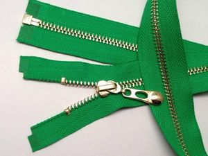 Vente en gros Open-End No. 5 Fermeture à glissière en laiton argenté pour vestes pour personnaliser vos vêtements - Product Image 2