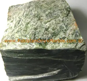Nefriet Jade Grote Goede Grootte Keien Natuurlijke Stenen Groene Donkere Kleur
