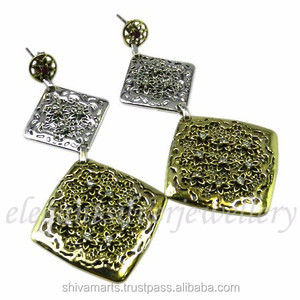 Pendientes de tuerca CZ naturales de alta calidad para mujeres y niñas Proveedor de joyería de plata hecha a mano India - Product Image 2