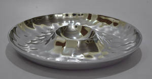 Collection de plateaux et d'assiettes en aluminium martelé IHA 47x25x6cm - Product Image 2