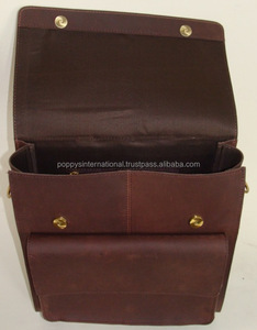 Bolso de Cuero Genuino, Elegante y Duradero, Bolso Bandolera de Marca Propia Hecho en Uttar Pradesh para Hombre - Product Image 2