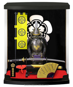 Figurine d'armure de samouraï japonais à la recherche d'un distributeur à Bangkok Statue de samouraï japonais - Product Image 6
