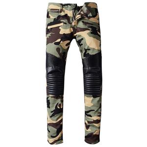 Pantalones vaqueros de motorista de camuflaje para hombre, jeans de motorista empalmados de retales de cuero PU, plisados, informales, a la moda, largos - Product Image 1