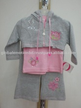 Девушки детей одежда комплект оптовая продажа / дешевые девочка одежда, модный милый дизайн девушки 3 шт. комплект одежды