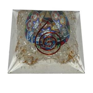 Pirámides de orgón de cuarzo de cristal Natural DE LA India de alta calidad, piedra preciosa tallada con ágata impresa en Chakra, la mejor herramienta de curación - Product Image 1