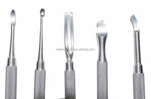 Kit de manicura y pedicura de acero inoxidable de lujo de 5 piezas profesional incluye empujadores de cutícula duraderos limpiadores removedor cortador - Product Image 2