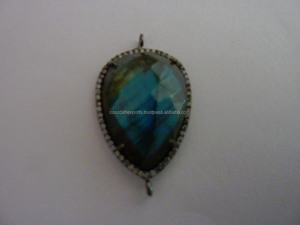 Pendentif en argent sterling avec pavé de labradorite et zircone cubique, serti clos, idéal pour les occasions festives - Product Image 5