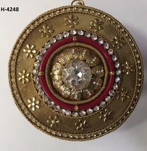 Handmade H4243 Vivid Gold <b>Silver</b> Beaded Evening <b>Clutch</b> <b>Purse</b> Ladies' Metal Flap Closure 1-1.9L Capacity Party Shopping India - Product Image 6