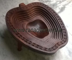 Vente chaude haute sur demande forme de pomme en bois fait à la main Type de printemps vaisselle à manger cadeau fruits plateau de service à bon prix - Product Image 3