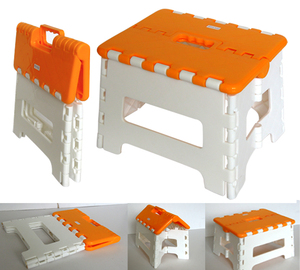 Tabouret pliant en plastique, meubles de maison, avec poignée antidérapante, mobilier de salon et repose-pieds, disponible en plusieurs couleurs, 27cm x 20x22 Cm, offre spéciale - Product Image 1