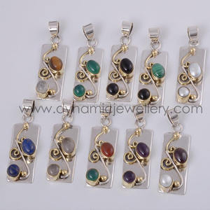 Lot de magnifiques pendentifs en argent sterling sur le thème de l'Oeil de tigre jaune Onyx noir Onyx vert Malachite Perle pour offrir des cadeaux aux femmes - Product Image 1