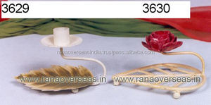 Bougeoirs en aluminium faits main élégants décoratifs pour l'anniversaire de mariage et Noël de Diwali - Product Image 3