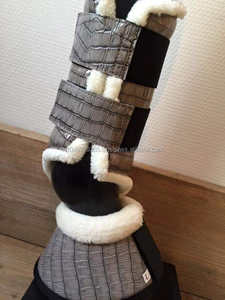 Bota de caballo de patente ecuestre Croco Premium, calzado Premium para propietarios de caballos - Product Image 1