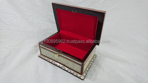 Boîte à bijoux en mosaïque noire de perles, magnifique bibelot égyptien en forme rectangulaire, 15 pièces, J47 - Product Image 2