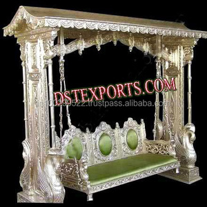 Balançoire en bois de teck en forme de paon, balançoire traditionnelle en métal en forme de cygne, sculptée à la main, pour événements de mariage - Product Image 3