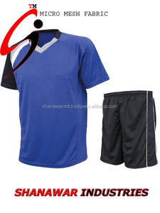 Maillot d'entraînement de football personnalisé Ensemble de vêtements de sport pour enfants pour garçons Uniformes pour le football Service OEM disponible - Product Image 3