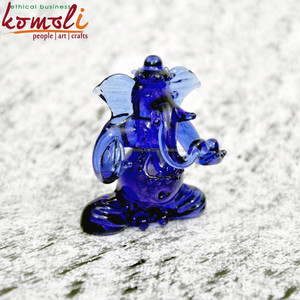 Ganesha de cristal azul hecho a mano, regalo de boda - Product Image 2