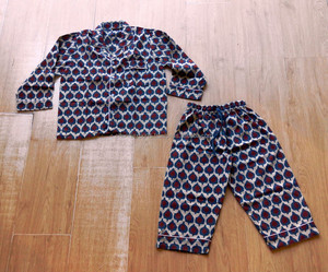 Haute qualité coton main bloc imprimé tissu enfants pyjama été vêtements de nuit et vêtements de vacances enfants vêtements chemise et pantalon pyjama ensemble - Product Image 2