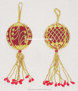 ของขวัญคริสต์มาส, ลูกบอลตกแต่งงานปักมือทำ - Product Image 1