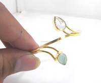 Ensemble de bracelets joncs plaqués or multi-pierres argentées pour femme avec pierres précieuses et diamants – Cadeau idéal pour fêtes et mariages