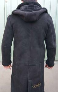 Cold Winter England Style <b>Hooded</b> Sheep Shearling <b>Coat</b> Leather Outerwear for <b>Men</b> Warm Sheepskin Jacket with Front Logo - Product Image 3
