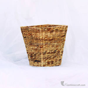 Panier de rangement en jacinthe d'eau écologique naturel, design personnalisable fait à la main au Vietnam, vente en gros - Marque Viettimecraft - Product Image 3