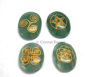 Aventurine verte Wiccan Set Souvenir païen sculpté dans le style Feng Shui pour l'amour Agate Gemstone avec gravure Acheter en ligne - Product Image 1