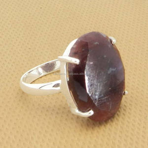 Juego de anillos de plata de ley 925, Gema de corindón de Rubí, corte ovalado - Product Image 3