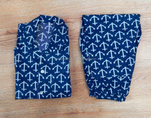 Conjunto de Pijama Infantil de Algodón con Estampado Personalizado, Ropa de Dormir Cómoda, Camisa con Botones y Pantalones con Cintura Elástica - Product Image 3