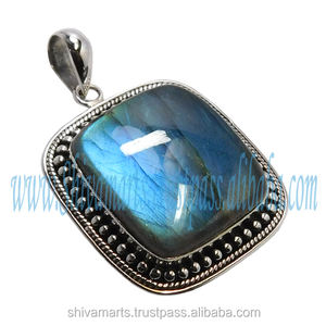 New Designer Bezel Setting Natural <b>Labradorite</b> Gemstone <b>Pendant</b> Fine Jewelry <b>Pendants</b> & Charms Indian Handmade Silver Jewelry - Product Image 2