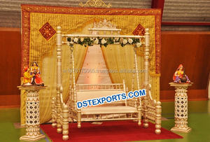 Balançoire Sankheda en bois sculpté doré, scène de mariage avec fauteuil à balançoire Sankheda, nouveau, - Product Image 4
