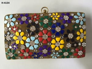 H4230 Ladies Gold <b>Silver</b> Evening Bags Handmade Metal Clutch with Beaded Tote Patterned Purse Online Shopping in India - Product Image 5