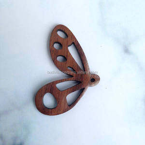 Porte-clés et bijoux unisexes faits à la main Bohème Coco et coquillage en bois pour enfants Forme personnalisable Idéal pour les cadeaux - Product Image 1