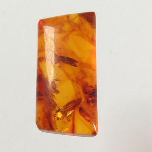 อำพันบอลติกธรรมชาติคุณภาพดี ทรงรี สีส้มแฟนซี แบบคาโบชอง พร้อมตัวเลือกปรับแต่ง - Product Image 6