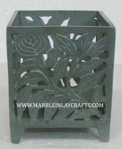 Diffuseur d'huiles essentielles décoratif en pierre ollaire noire - Product Image 1